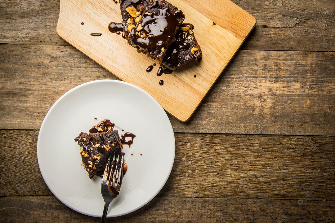 bolo de brownie de chocolate decorado