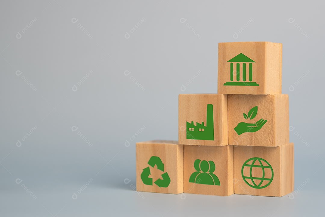 Bloco de cubo de madeira Esg Ambiental Social e Governança eco conceito de desenvolvimento sustentável da organização. Investimento e gestão da poluição para reduzir o aquecimento global.