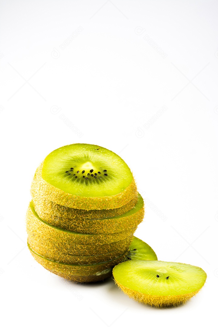 kiwi em fundo branco