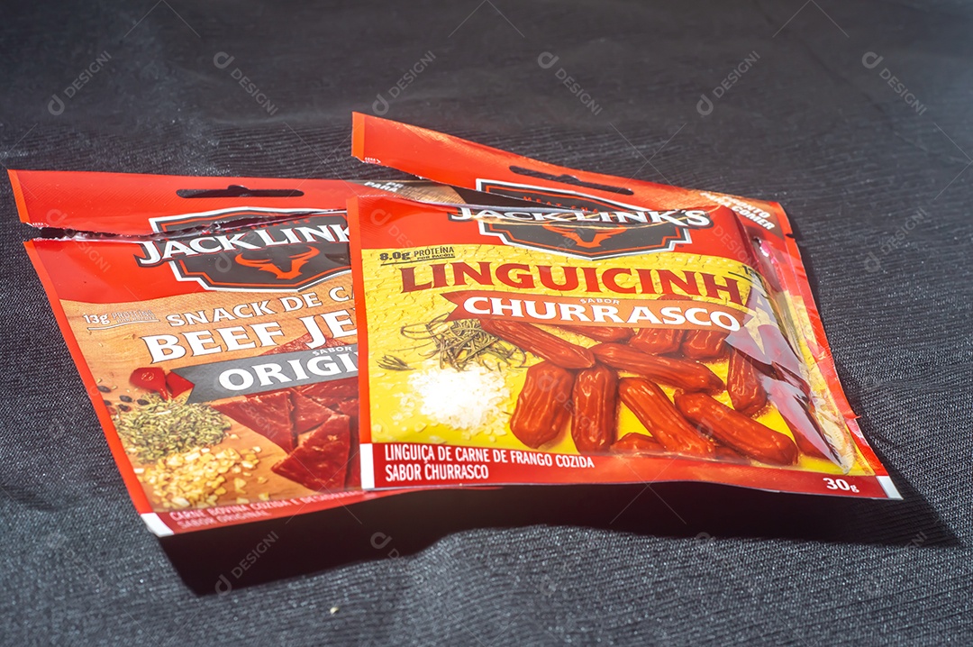 Links da embalagem de Jack com fundo preto