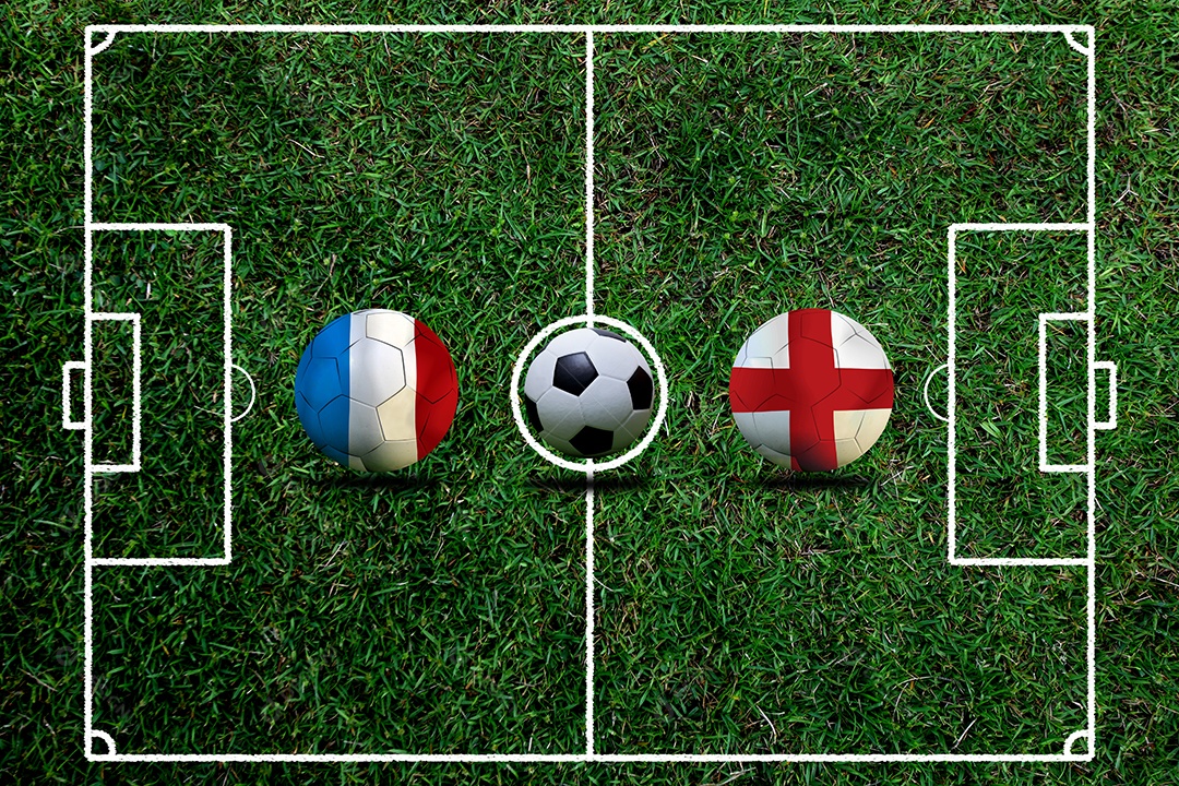 Competição da Copa de Futebol entre a França nacional e a Inglaterra nacional.