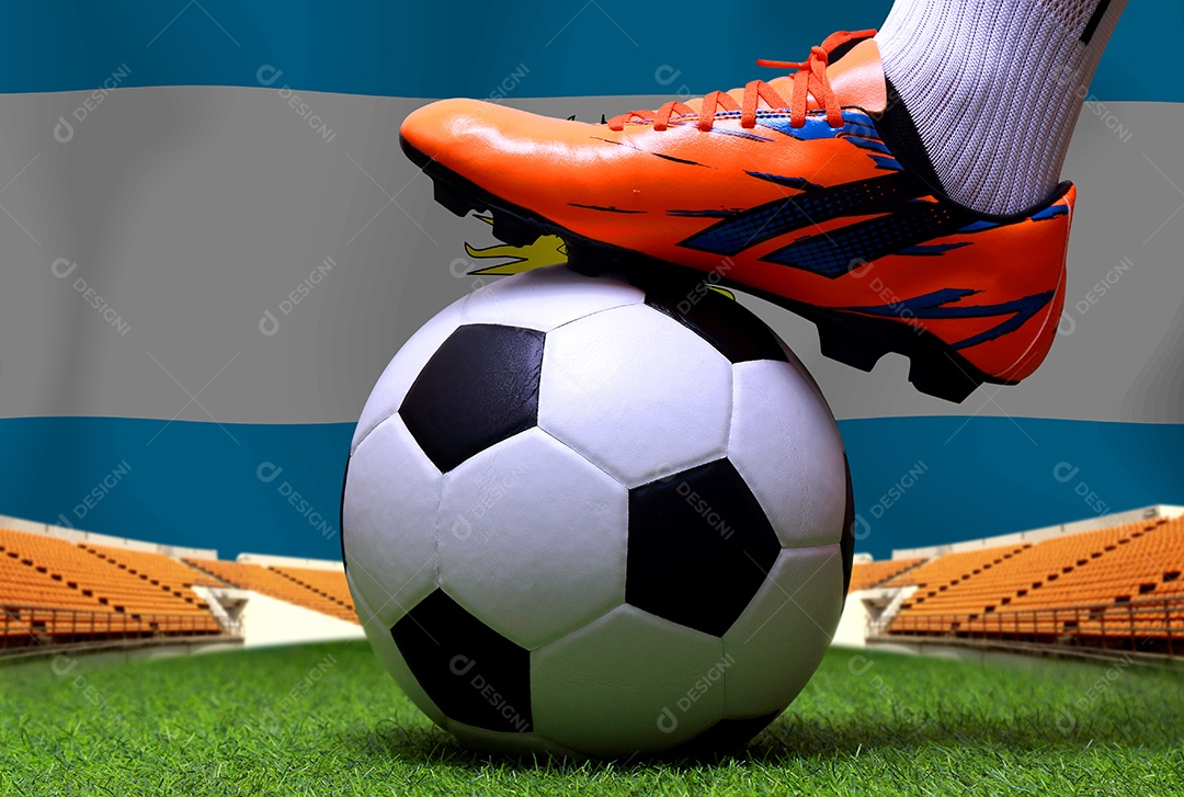 Pernas e os pés do jogador de futebol copa do mundo