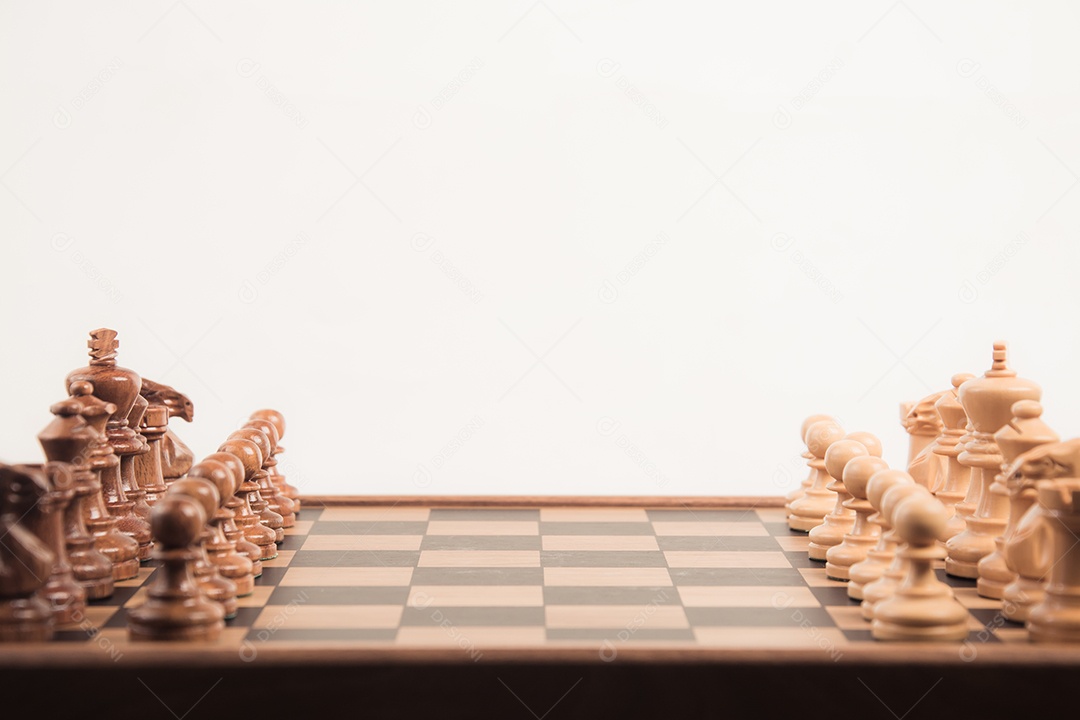 Xadrez a bordo, fundo branco