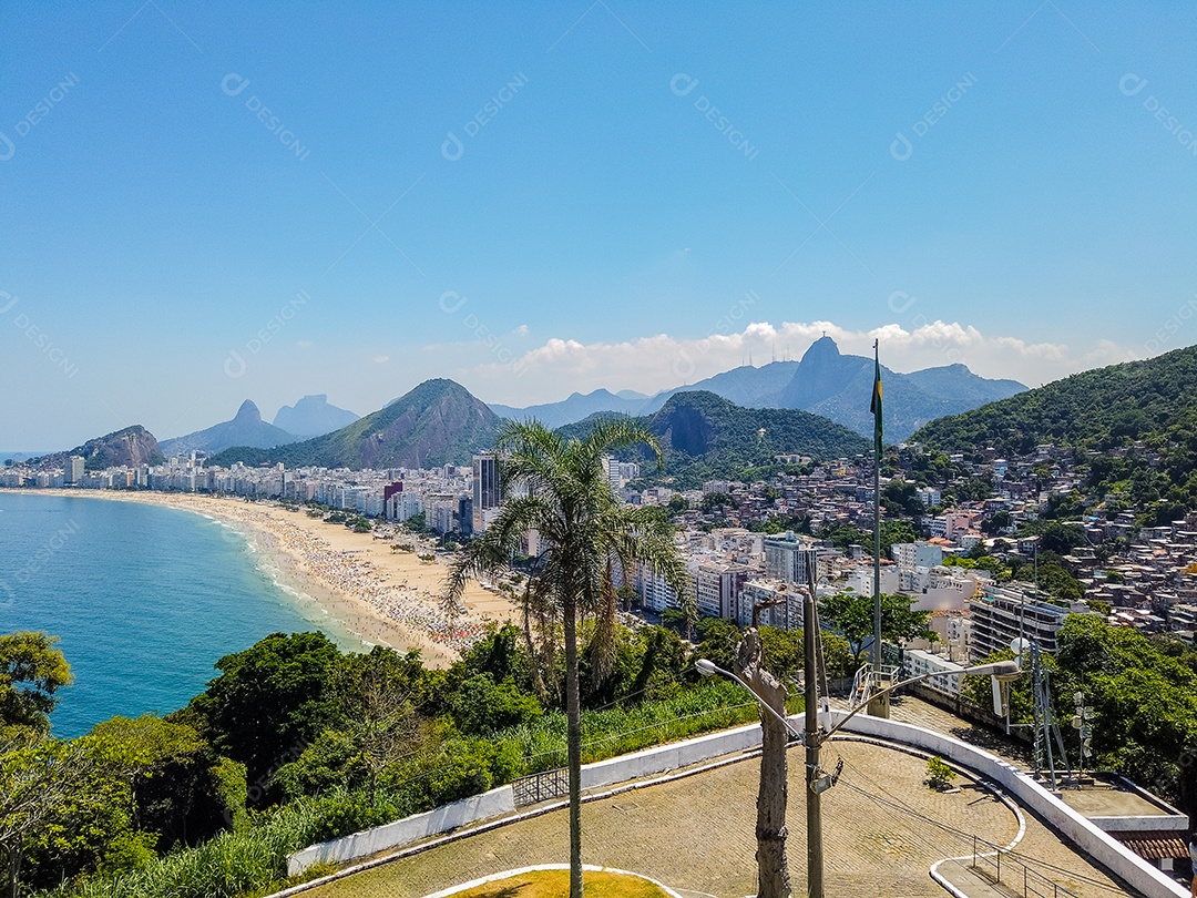 vista no topo do leme em Copacabana no Rio de Janeiro Brasil.