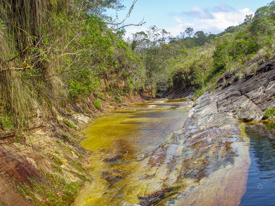 cachoeira dos macacos Ibitipoca em Minas Gerais no Brasil.