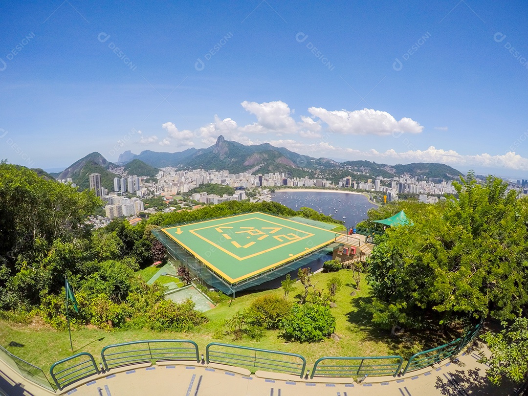 vista do topo do Morro da Urca (Pão de Açúcar) no Rio de Janeiro Brasil.