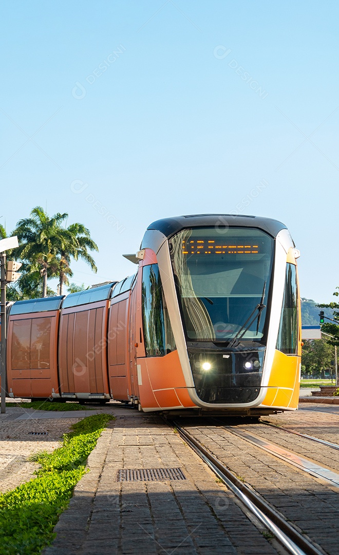trem vlt, meio de transporte público muito utilizado no centro da cidade do Rio de Janeiro no Brasil.
