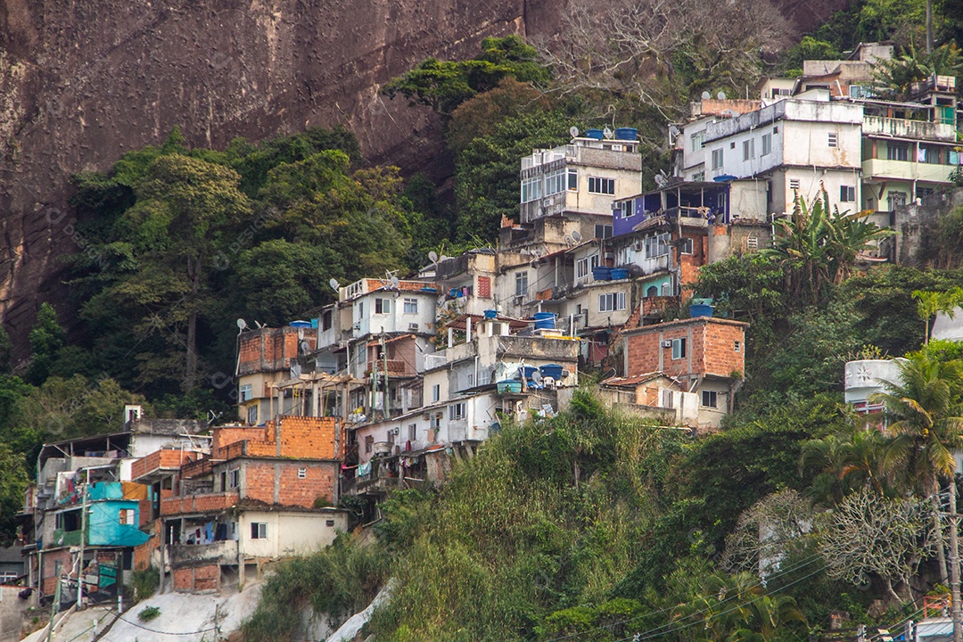 Favela Sky Farm no Rio de Janeiro Brasil.