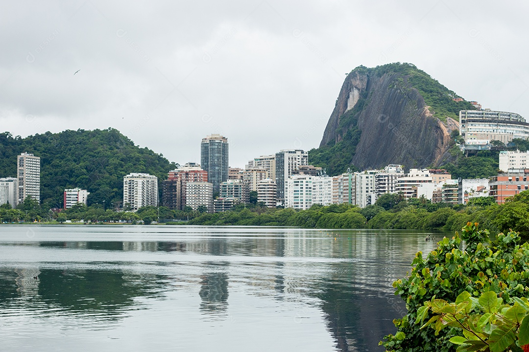 ver Lagoa Rodrigo de Freitas no rio de janeiro Brasil.