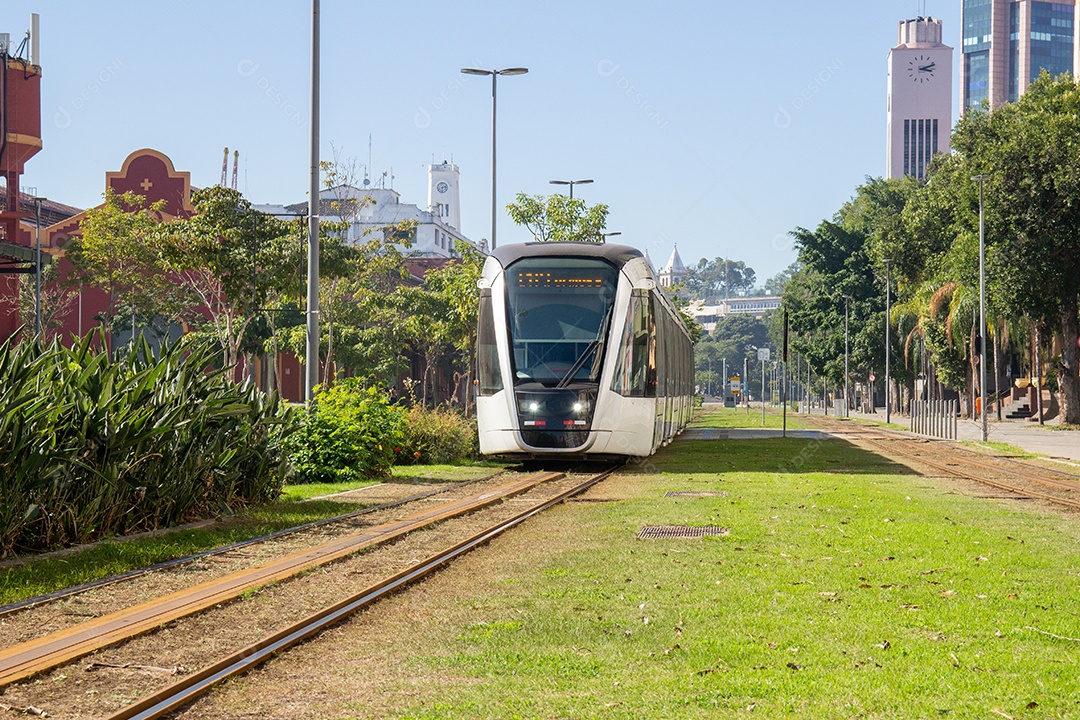 trem de transporte de passageiros conhecido como VLT no Rio de Janeiro, Brasil