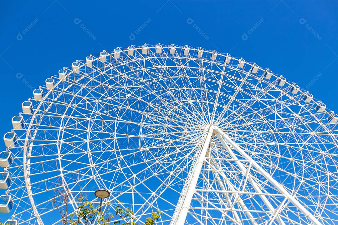 detalhes da roda gigante Rio Star, a maior roda gigante da América Latina, no Rio de Janeiro - Brasil