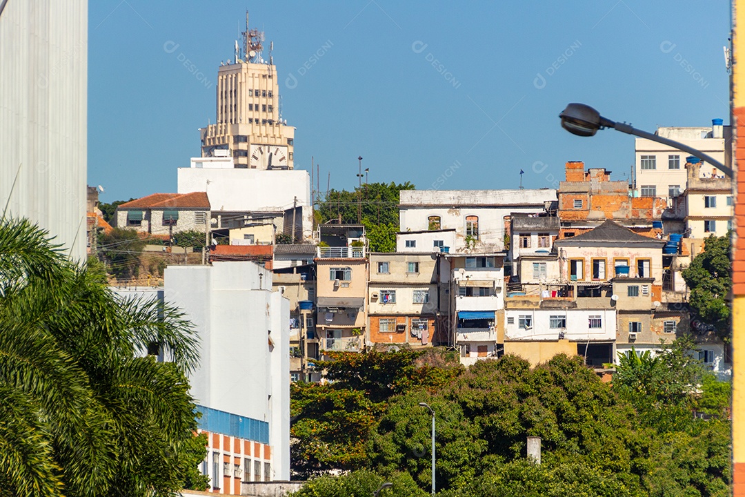 Providence Hill, visto do Boulevard Olímpico na Praça Mauá no Rio de Janeiro - Brasil