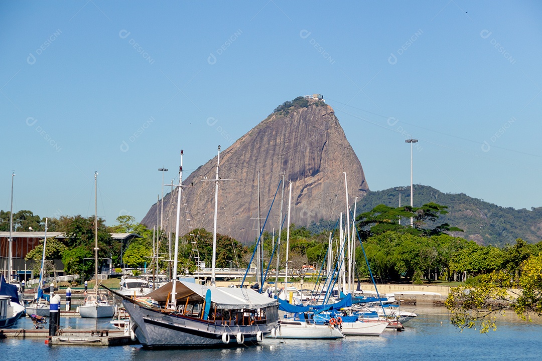 barcos atracados na marina da Glória no Rio de Janeiro - Brasil