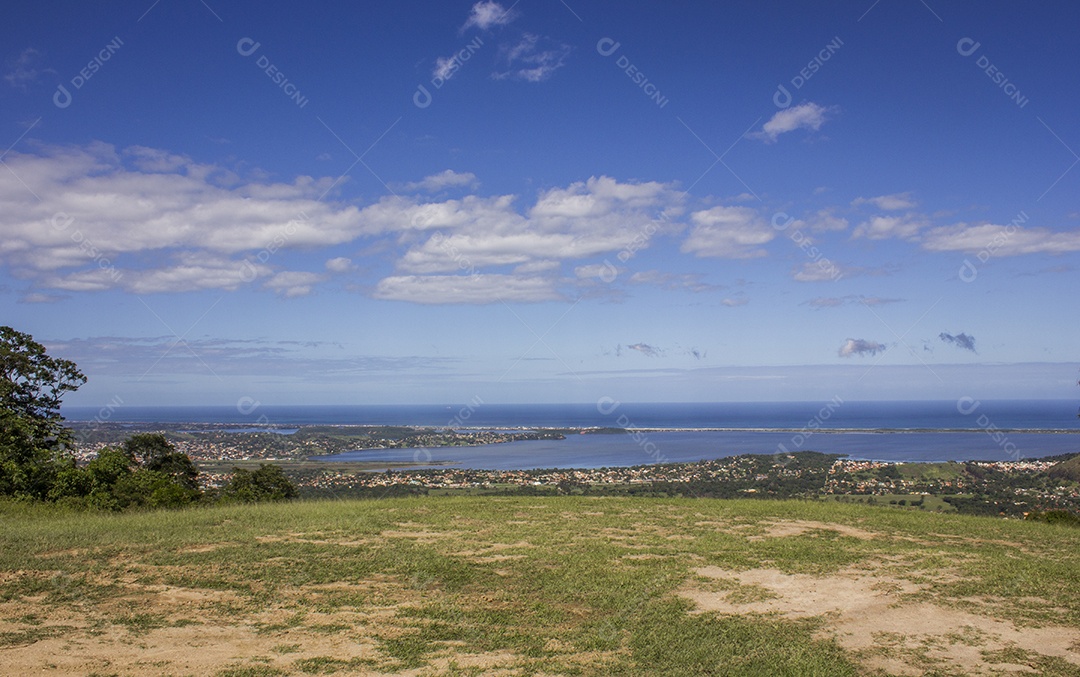trilha para a rampa de vôo livre de Marica no Rio de Janeiro Brasil.