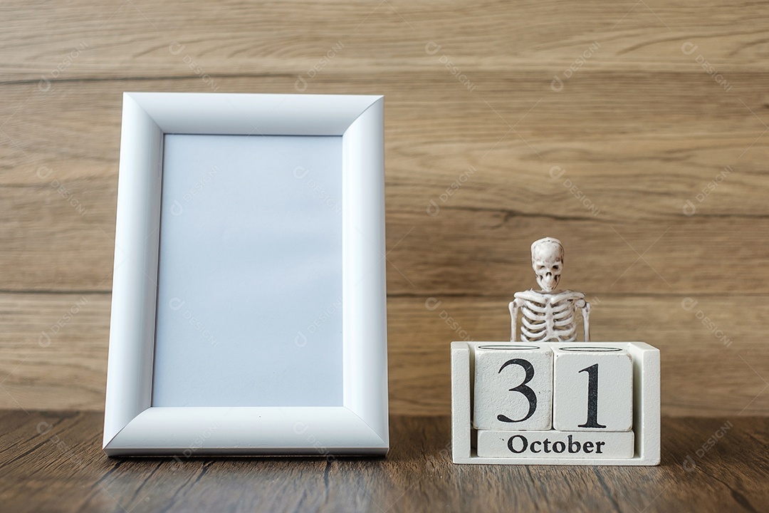 31 de outubro calendário e quadro com espaço de cópia de texto. Feliz dia de Halloween, Olá outubro, outono outono, festivo, festa e conceito de férias