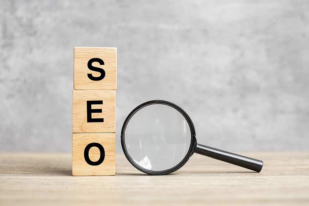 Blocos de cubo de madeira de texto SEO.
