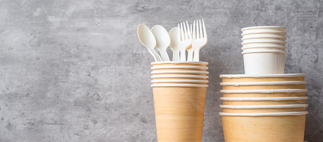 Embalagens de alimentos ecologicamente corretas no fundo da mesa.