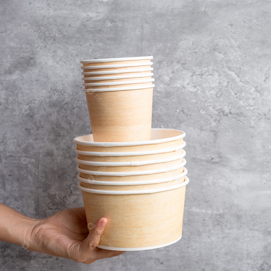 Embalagens ecológicas para alimentos. recipiente natural: copo e tigela.