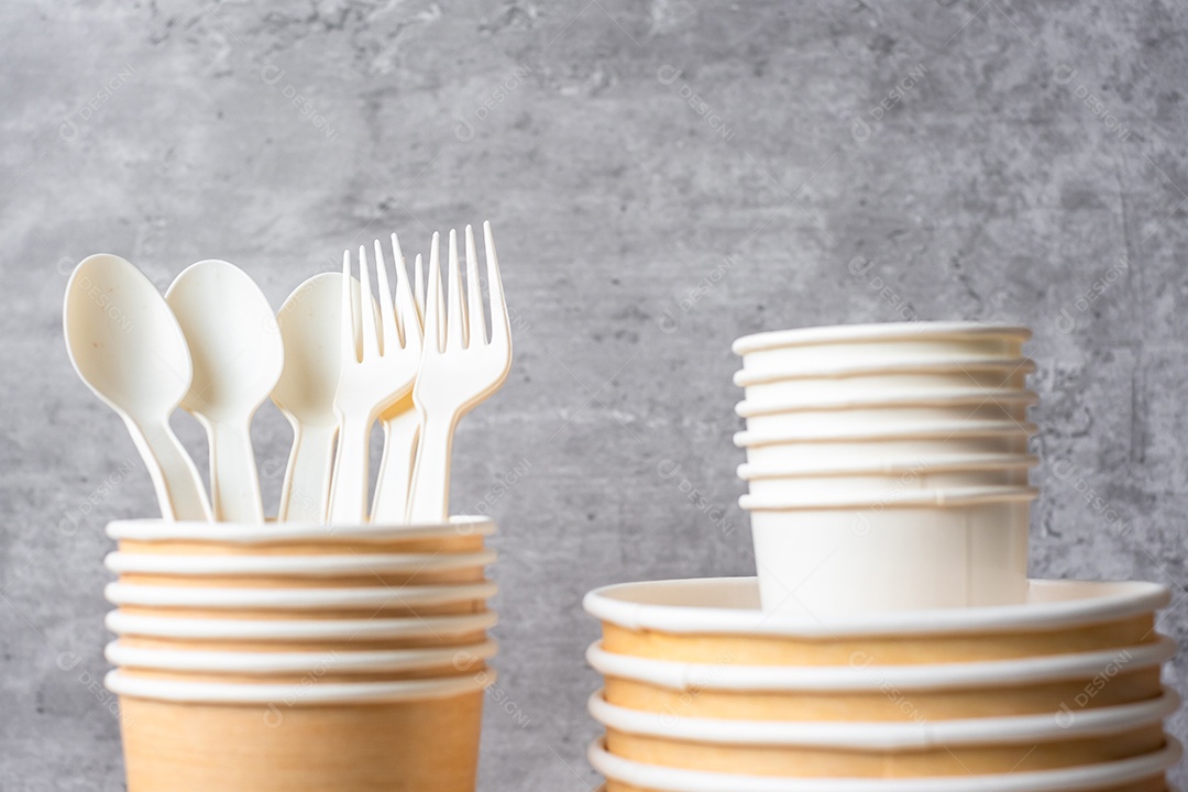 Embalagens de alimentos ecologicamente corretas no fundo da mesa.