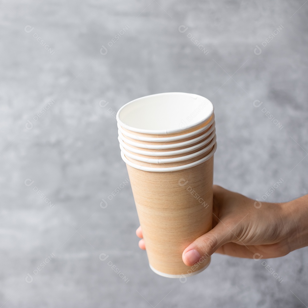 Embalagem de alimentos ecologicamente correta ou xícara de café para viagem.