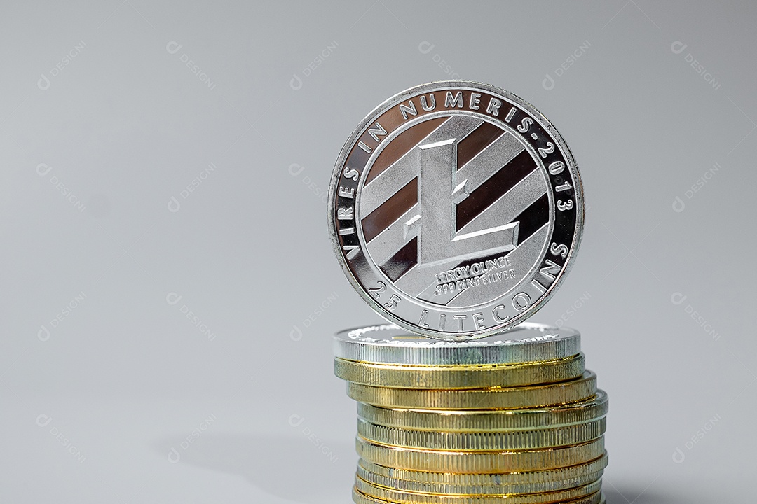 Pilha de moedas de criptomoeda Silver Litecoin (LTC), Crypto é dígito