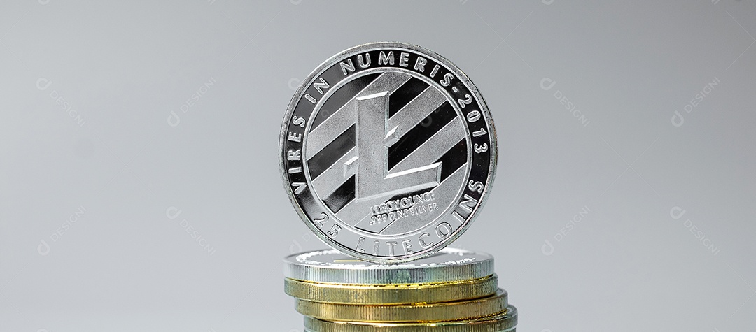 Pilha de moedas de criptomoeda Silver Litecoin (LTC), Crypto é dígito