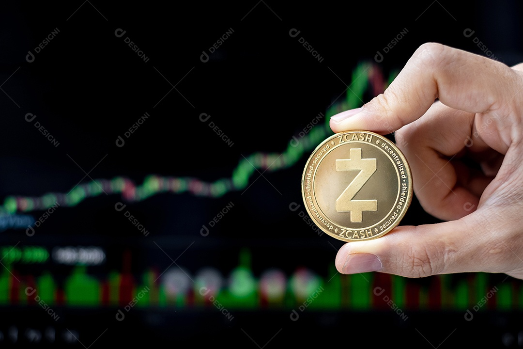 Moeda de criptomoeda Golden Zcash (ZEC) com fundo de gráfico de vela, Crypto é dinheiro digital
