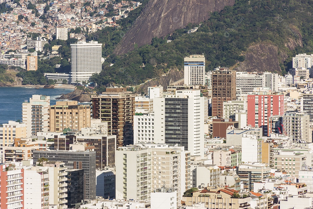 O bairro de Ipanema, visto do alto do Morro do Cantagalo, no Rio de Janeiro.