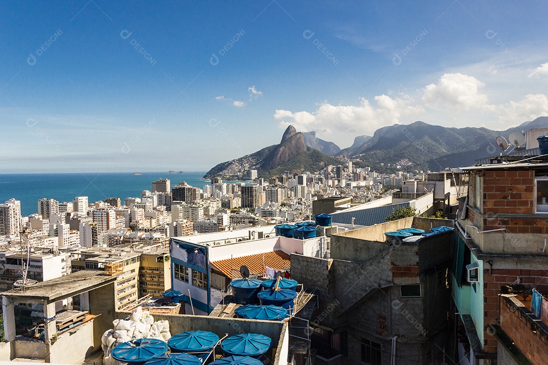 vista do topo do morro do cantagalo em ipanema no rio de janeiro.