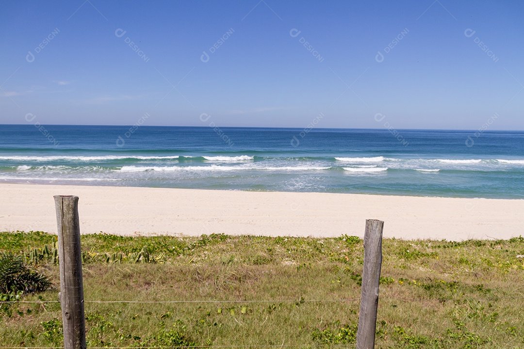 Ilhas da Tijuca, vistas da Praia da Barra da Tijuca, no Rio de Janeiro, Brasil.