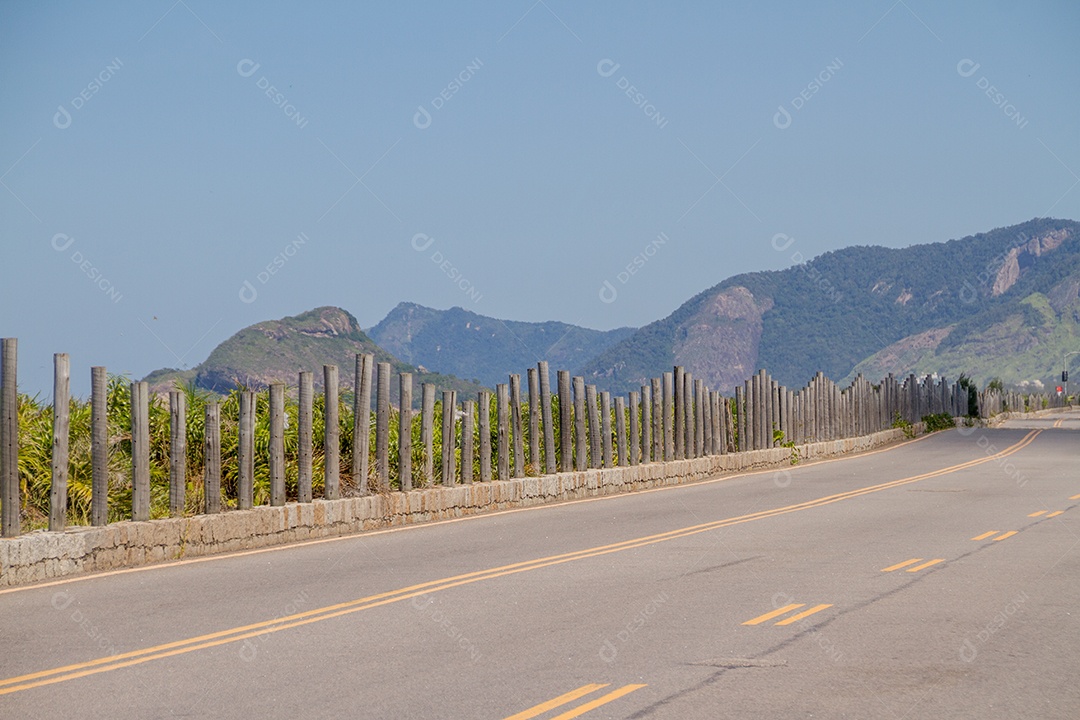 Ilhas da Tijuca, vistas da Praia da Barra da Tijuca, no Rio de Janeiro, Brasil.