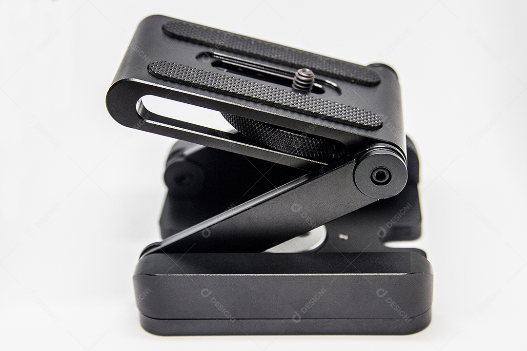 Cabeça de tripé em tripé de Z em um fundo branco.