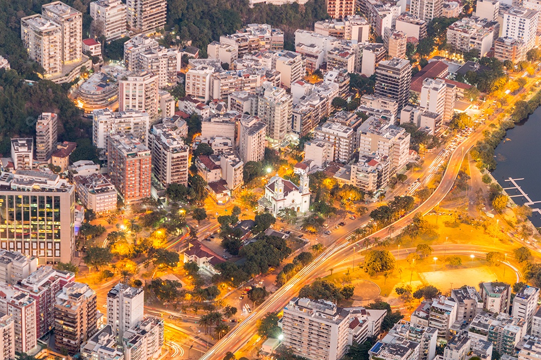 bairro de humaita visto do alto do morro do corcovado rio de janeiro.