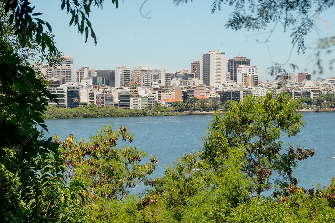 vista da lagoa rodrigo de freitas no Rio de Janeiro Brasil.