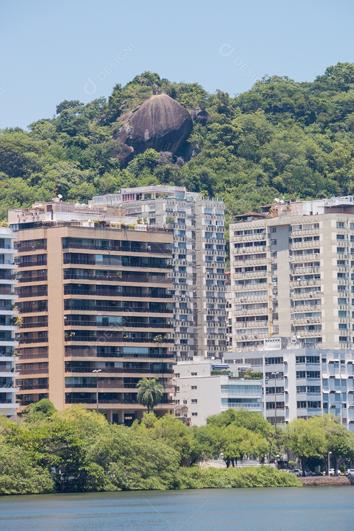 vista da lagoa rodrigo de freitas no Rio de Janeiro Brasil.