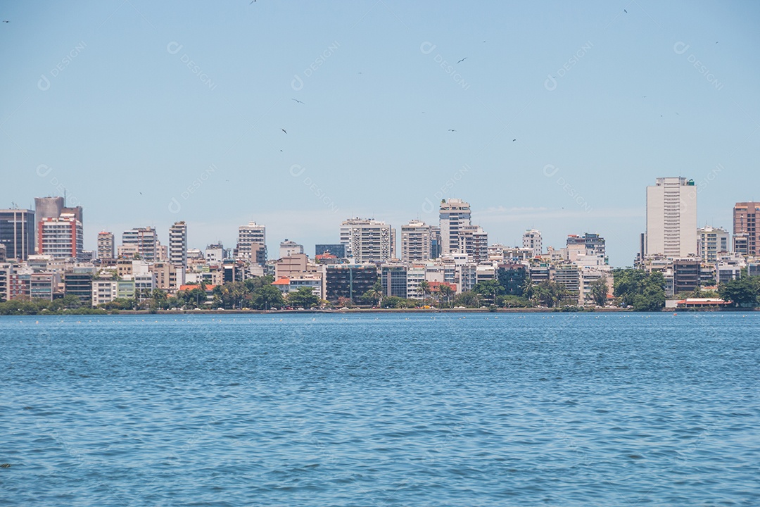 vista da lagoa rodrigo de freitas no Rio de Janeiro Brasil.