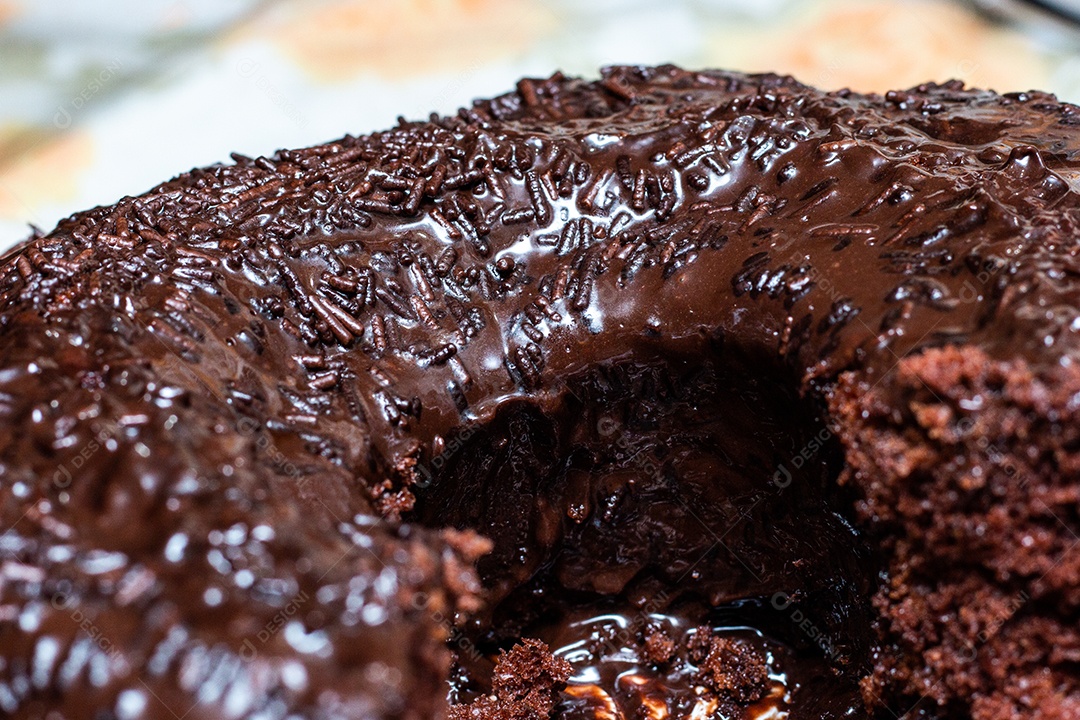 bolo de chocolate caseiro, muito popular no Brasil.