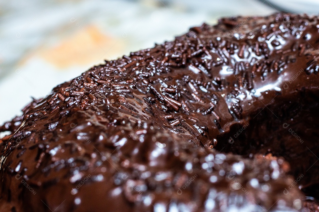 bolo de chocolate caseiro, muito popular no Brasil.