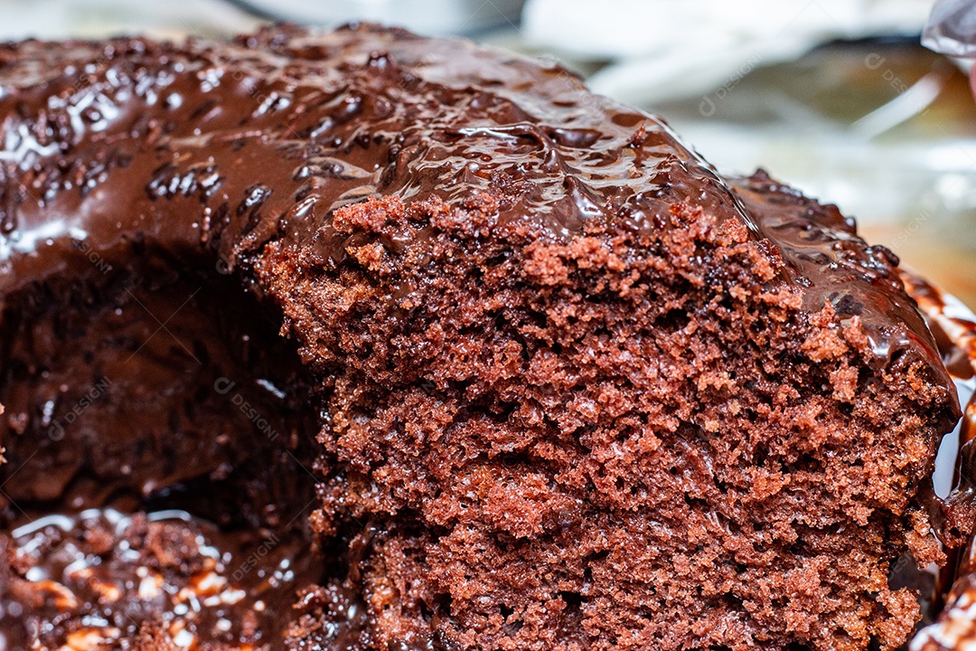 bolo de chocolate caseiro, muito popular no Brasil.