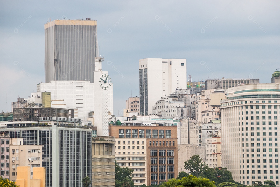 topo de alguns prédios no centro do Rio de Janeiro Brasil.