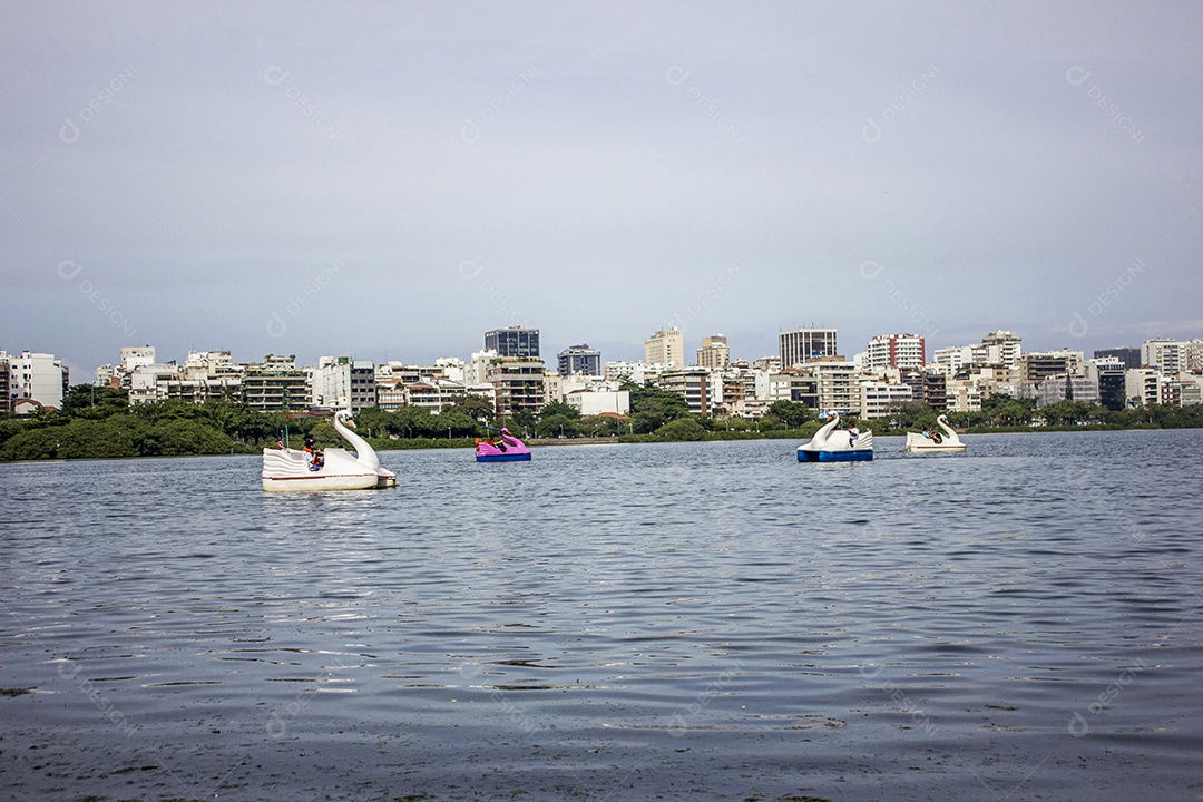 ver Lagoa Rodrigo de Freitas no rio de janeiro Brasil.