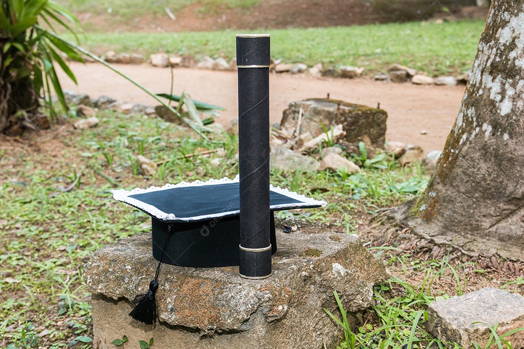 boné de formatura e canudo no rio de janeiro.