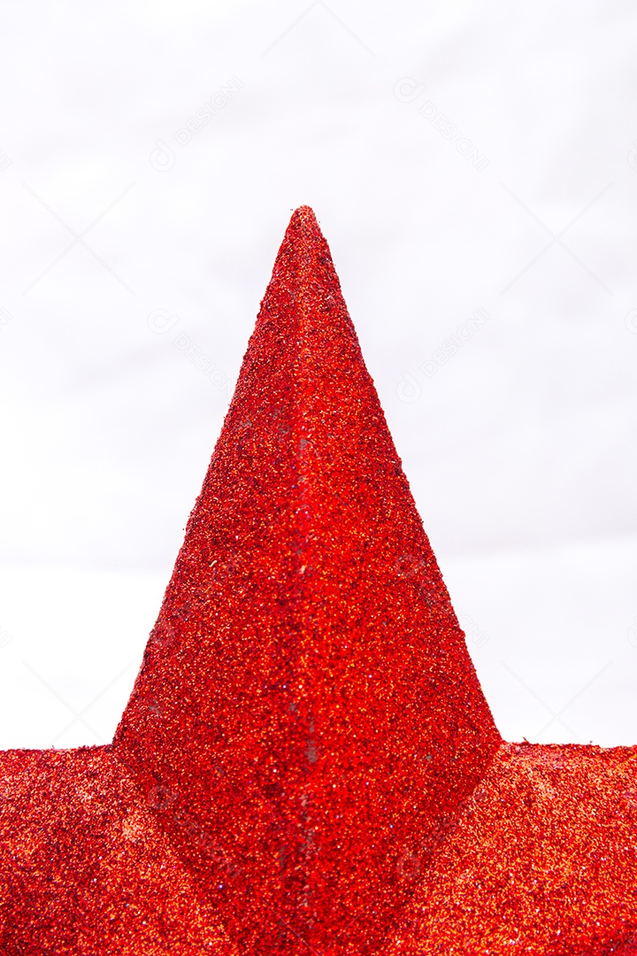 estrela vermelha decorativa para o natal em um fundo branco Rio de Janeiro.