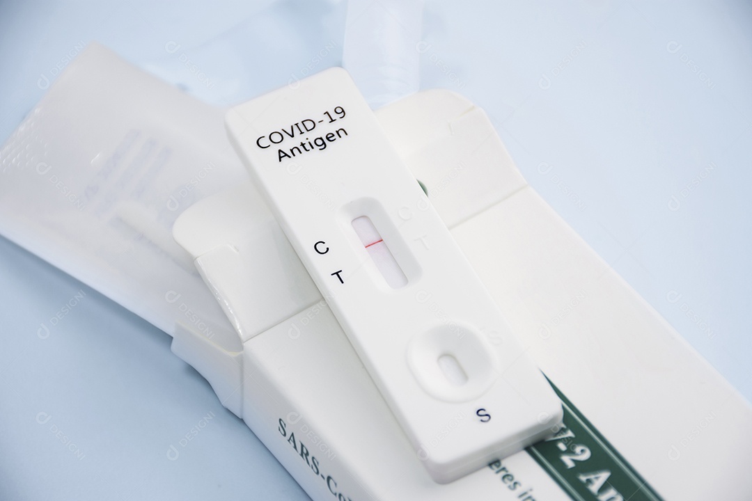 Resultado negativo do teste Covid-19 com teste rápido de antígeno SARS CoV-2