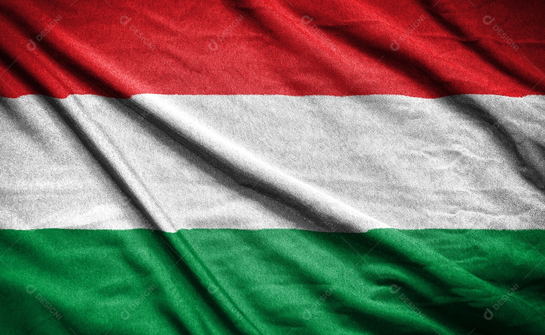 Bandeira realista da Hungria na superfície ondulada do tecido