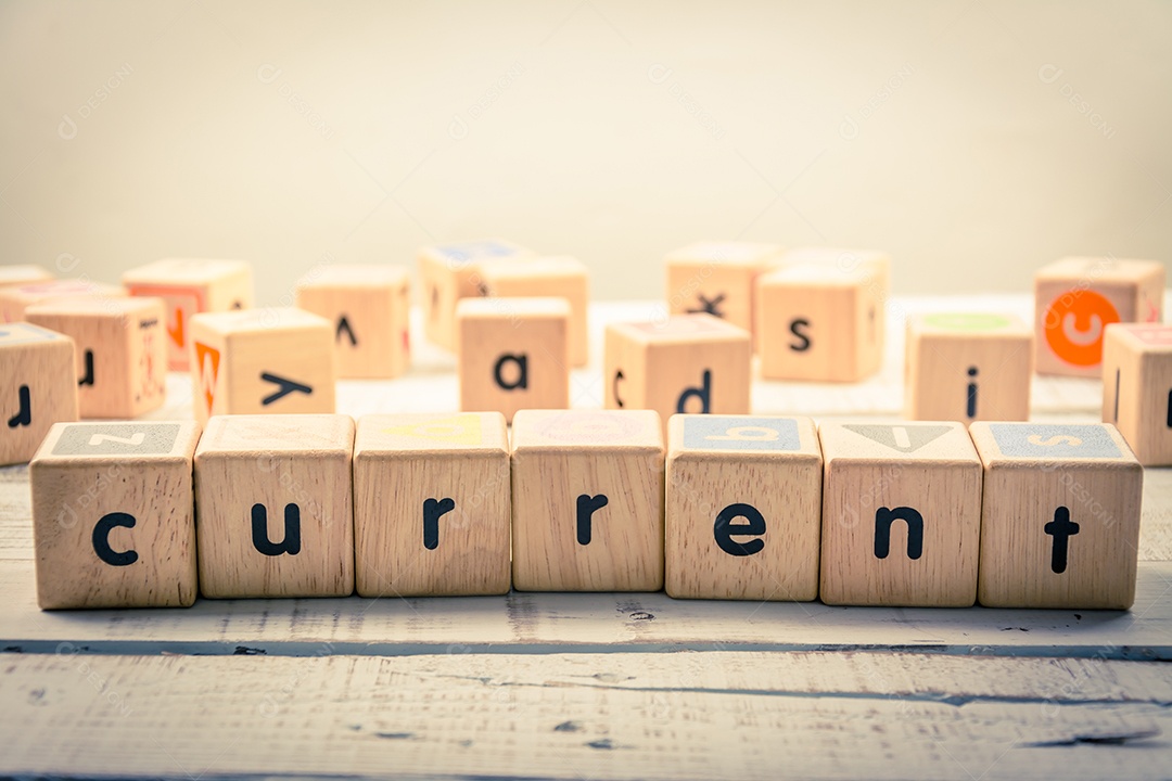 Palavra atual madeira Cúbica na madeira