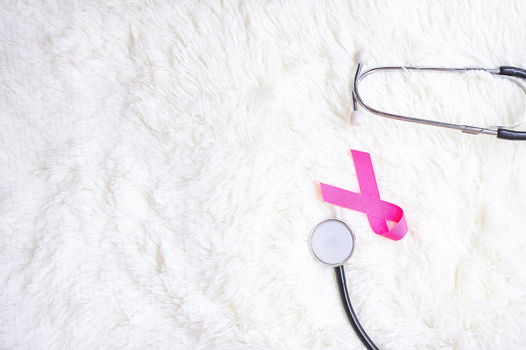 Dia Mundial do Câncer (4 de fevereiro). Fita roxa de lavanda