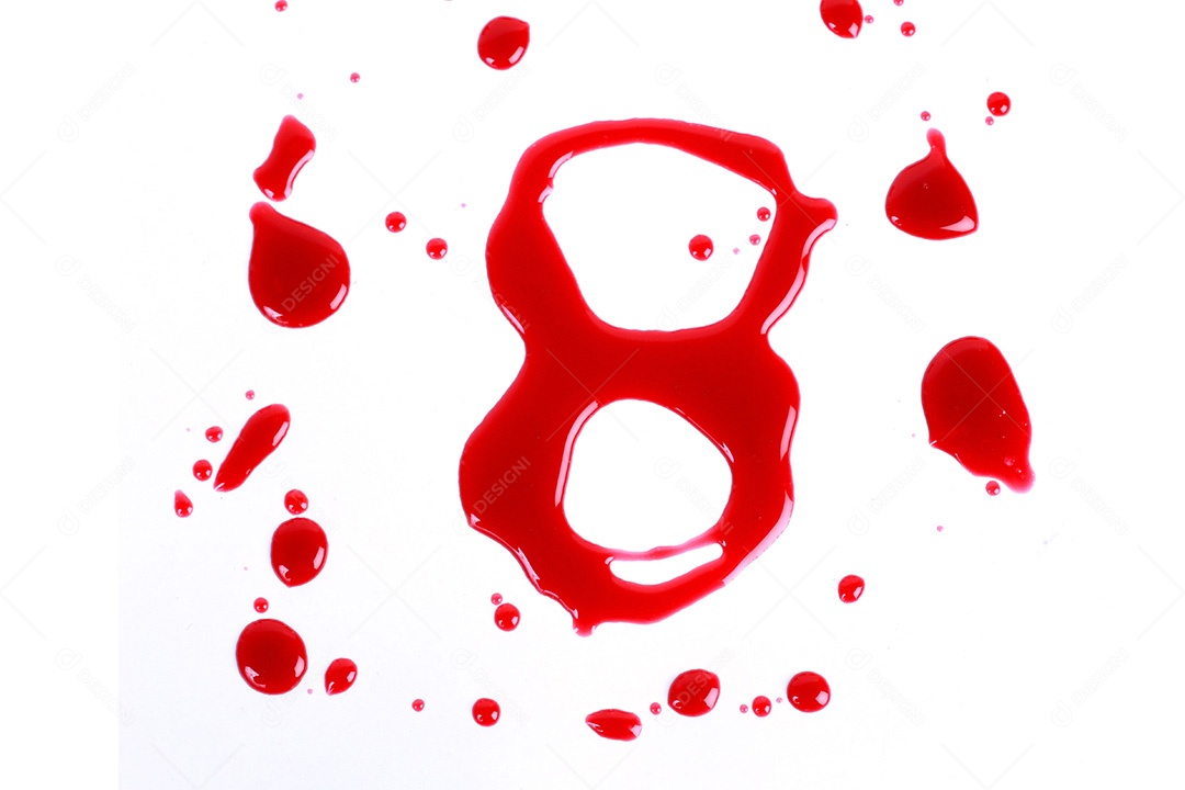 Impressão sangrenta em um fundo branco com as letras 7