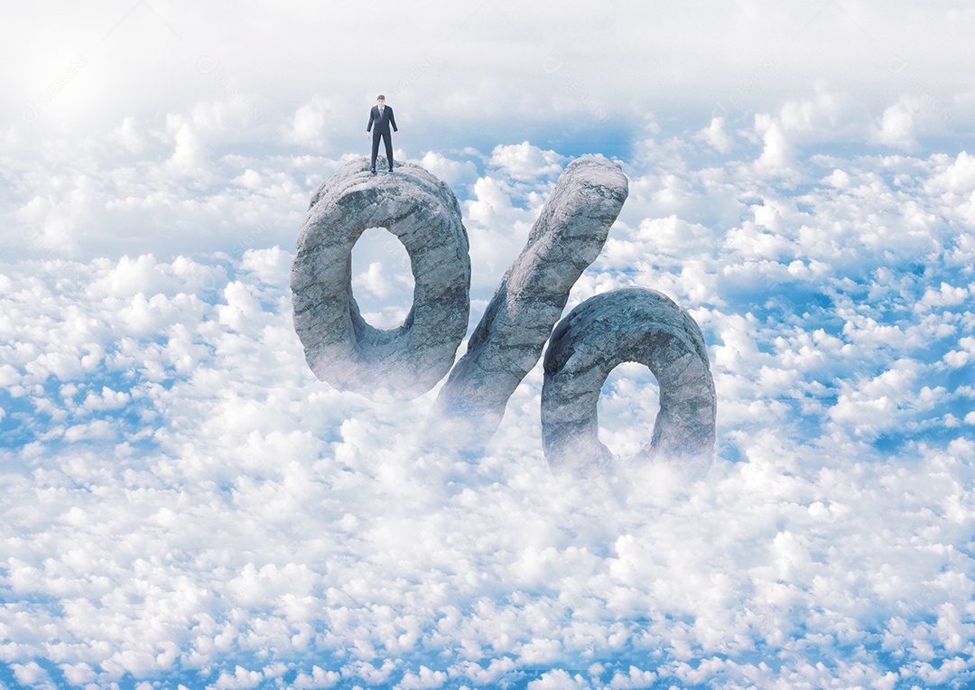 empresário sobre o símbolo de porcentagem de rocha enorme nas nuvens. Conceito