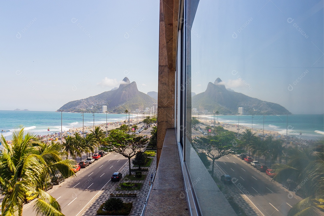 Praia de Ipanema no Rio de Janeiro.